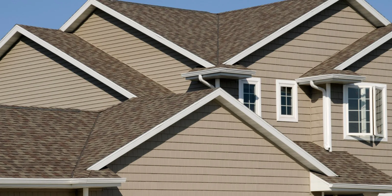 DIY vs. Professional Roof Repair: What to Choose