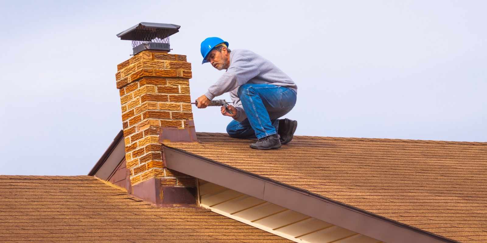 Proactive Defense: Spot a Roof Leak Early Expert Tips